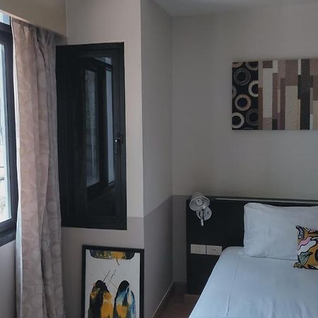 Twenty Three Residence Bangkok Zewnętrze zdjęcie